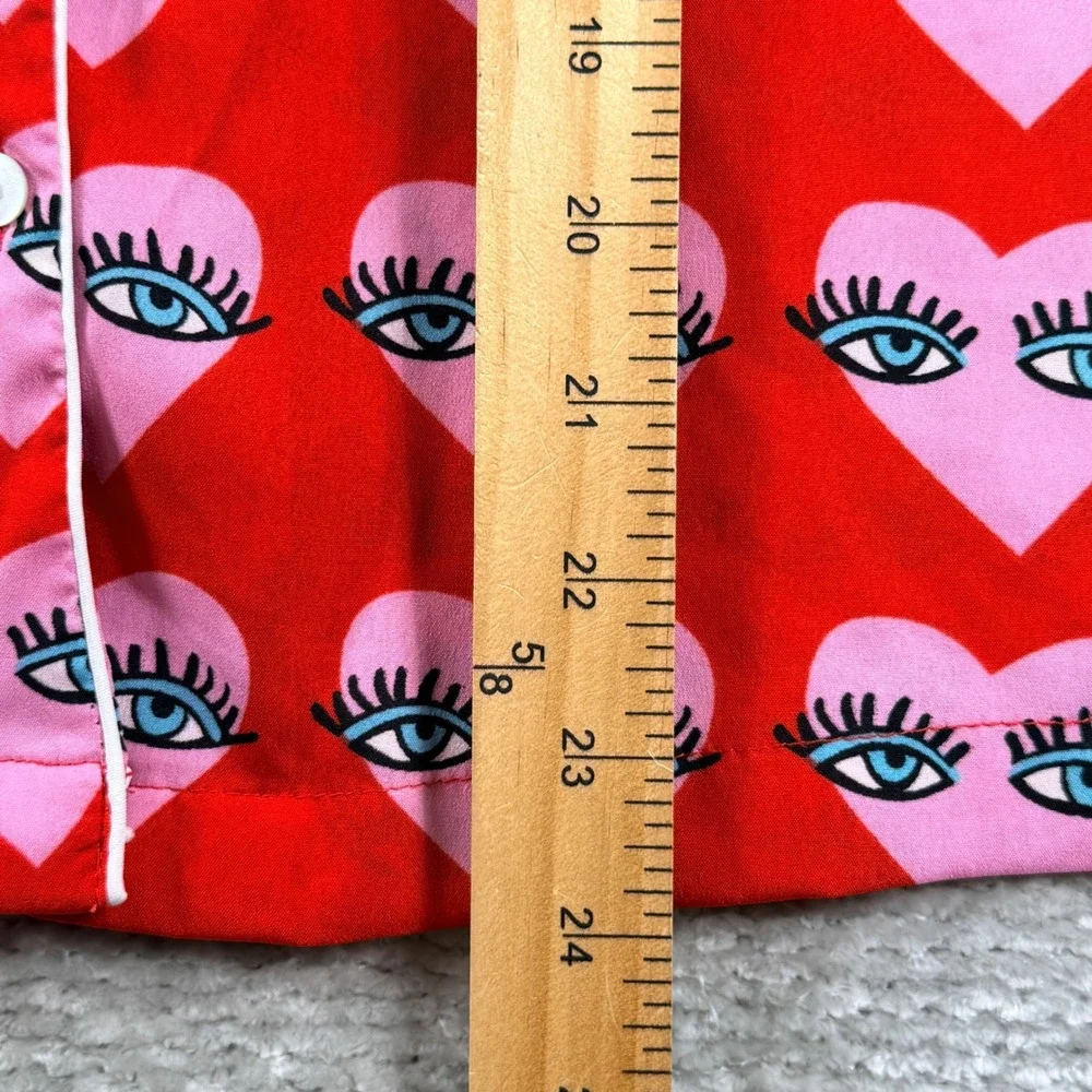 Bouffants & Broken Hearts measurements pit